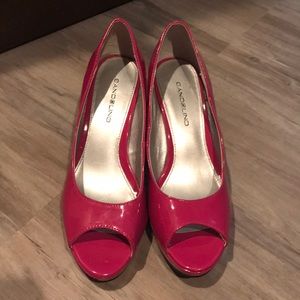 Hot pink pumps